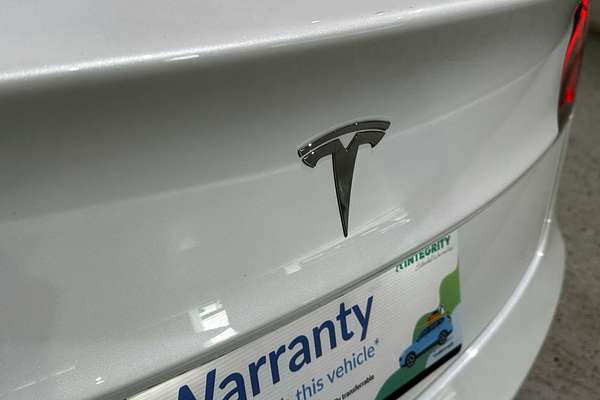 2022 Tesla Model 3 Rear-Wheel Drive