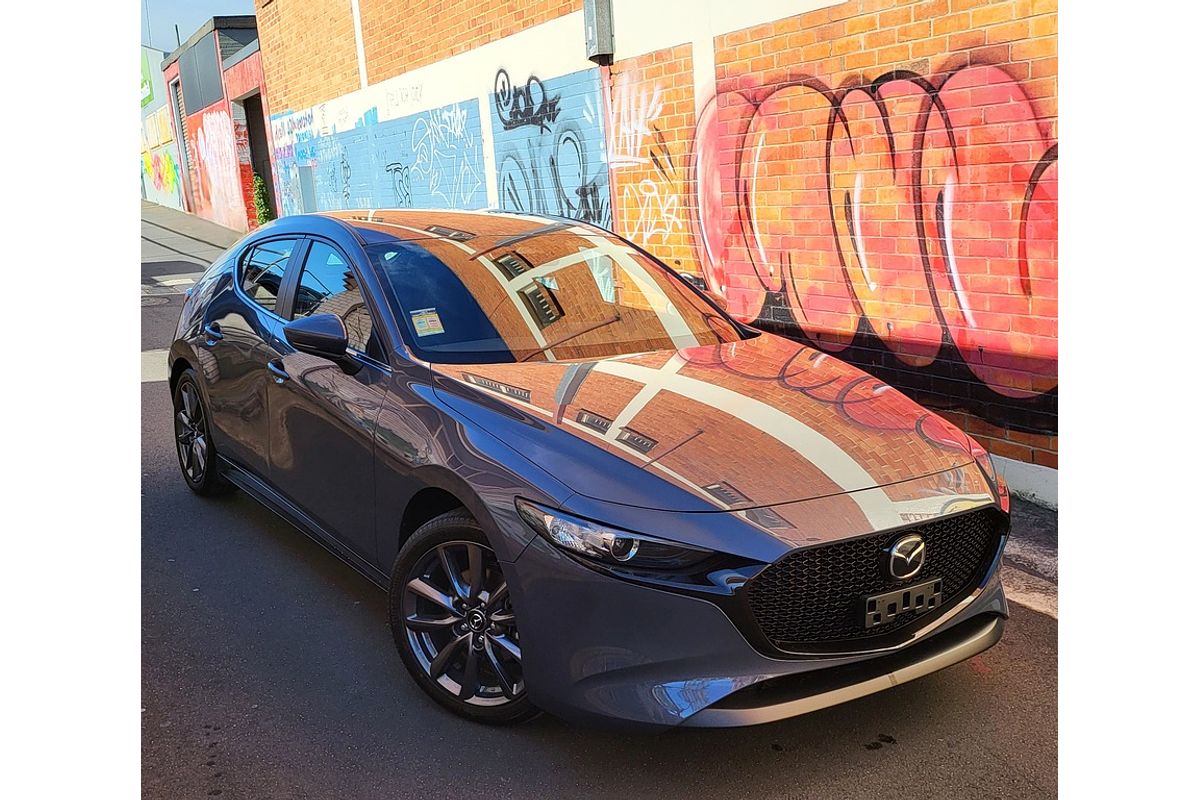 MAZDA3 R 6AUTO HATCH G20 EVOLVE MAZDA3 R 6AUTO HATCH G20 EVOLVE