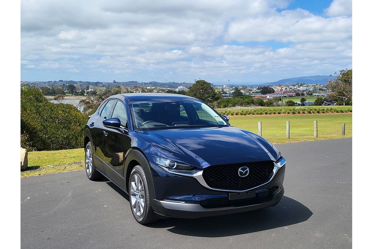 Mazda CX-30 E 6AUTO WAGON G20 TOURING Mazda CX-30 E 6AUTO WAGON G20 TOURING