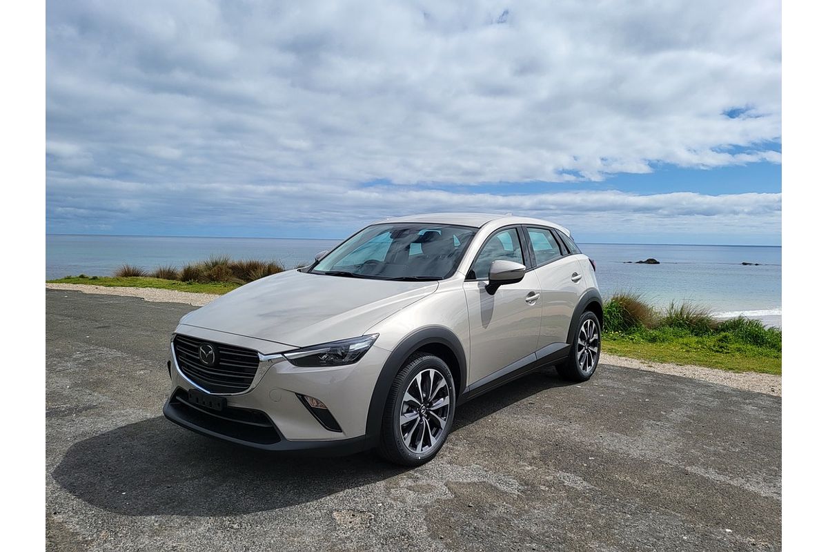 Mazda CX-3 J 6AUTO G20 PURE PETROL FWD Mazda CX-3 J 6AUTO G20 PURE PETROL FWD