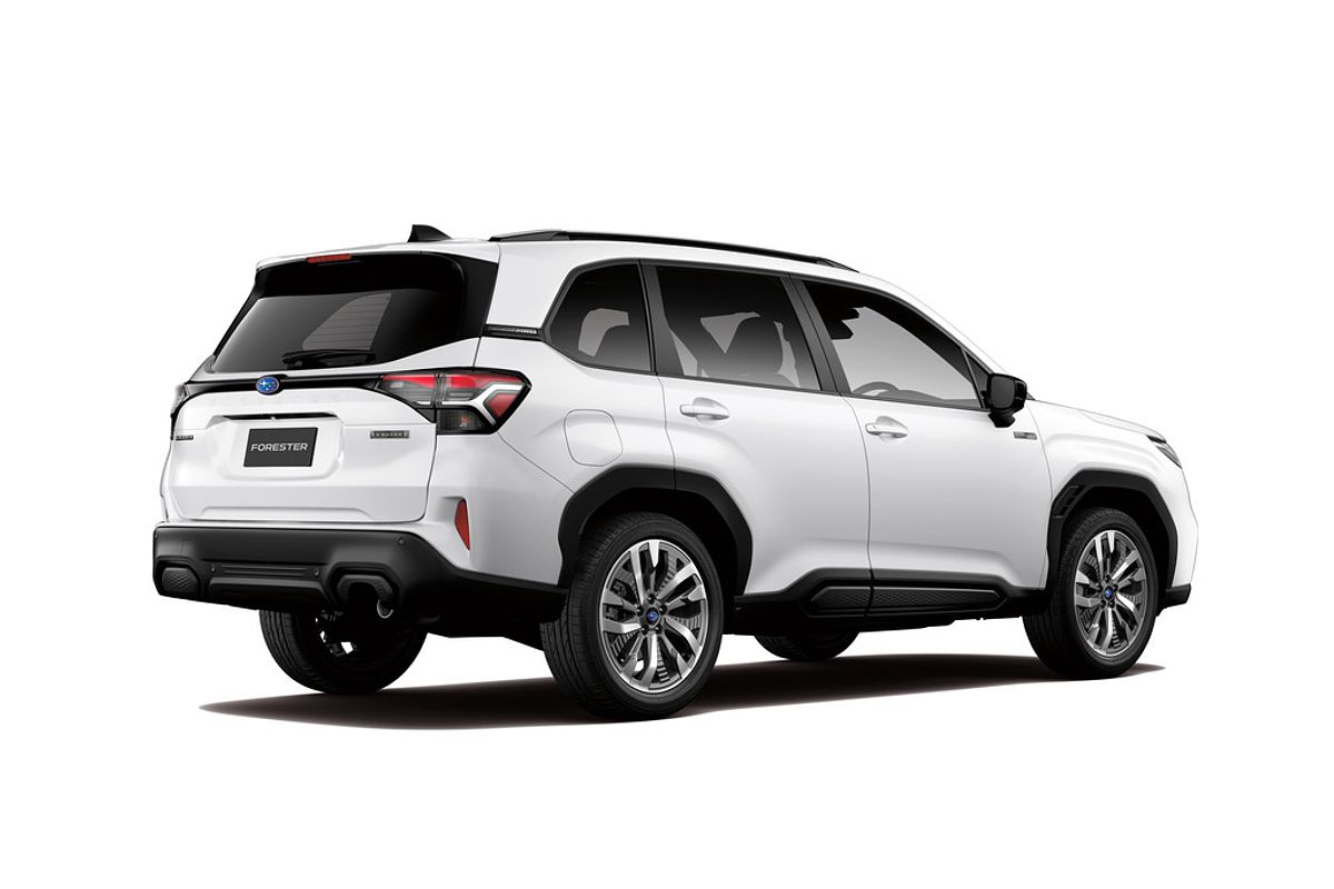 2025 Subaru Forester Hybrid Touring S6