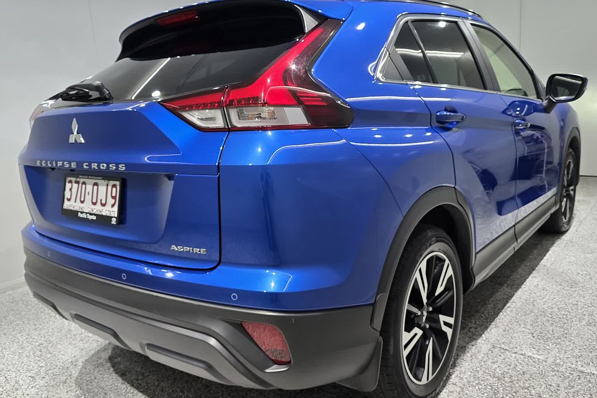 2023 Mitsubishi Eclipse Cross LS YB