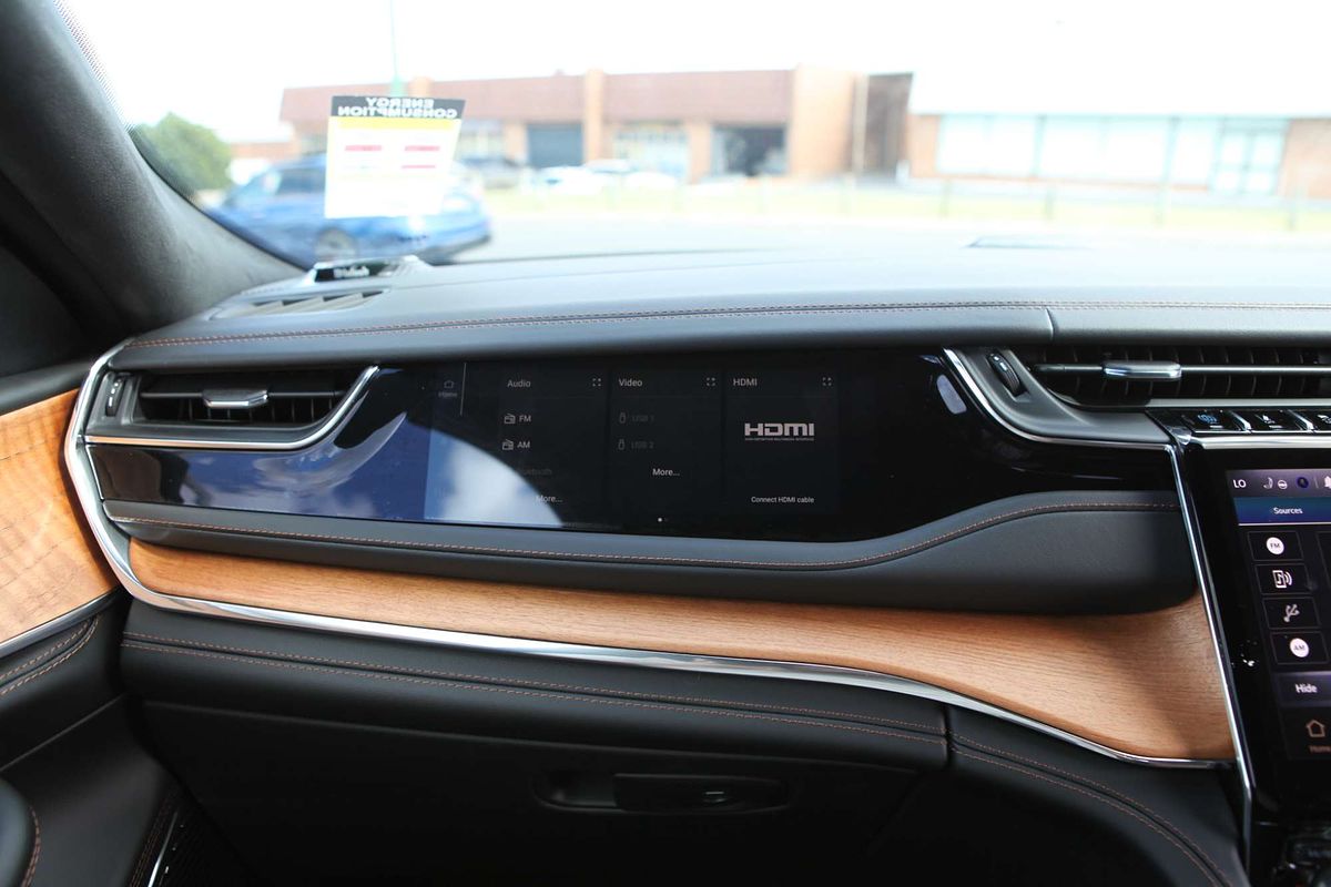 2023 Jeep Grand Cherokee Summit Reserve 4xe WL