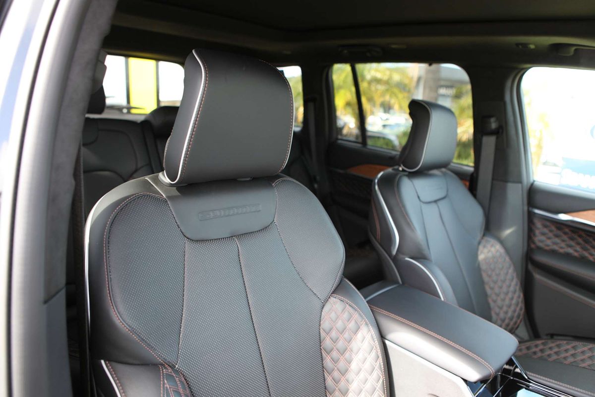 2023 Jeep Grand Cherokee Summit Reserve 4xe WL