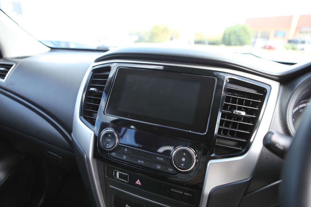 2019 Mitsubishi Triton GLX+ MR 4X4