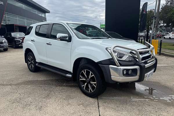 2021 Isuzu MU-X LS-U