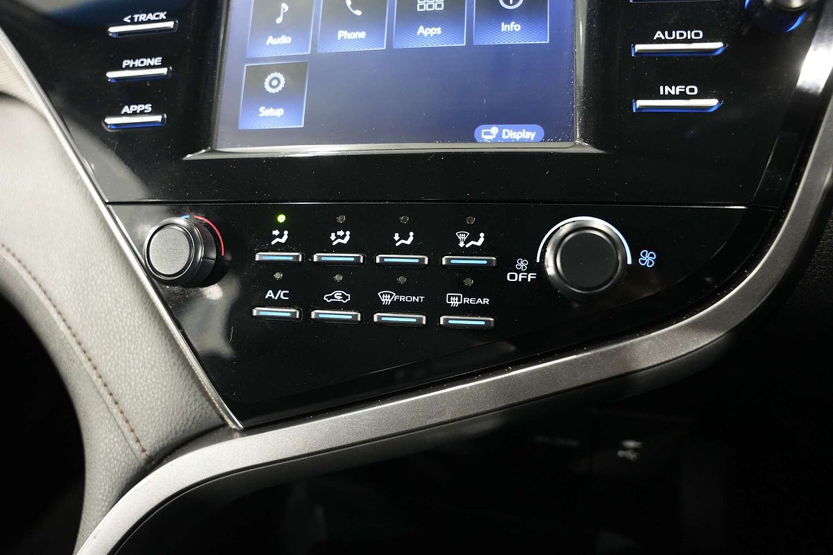 2019 Toyota Camry Ascent ASV70R