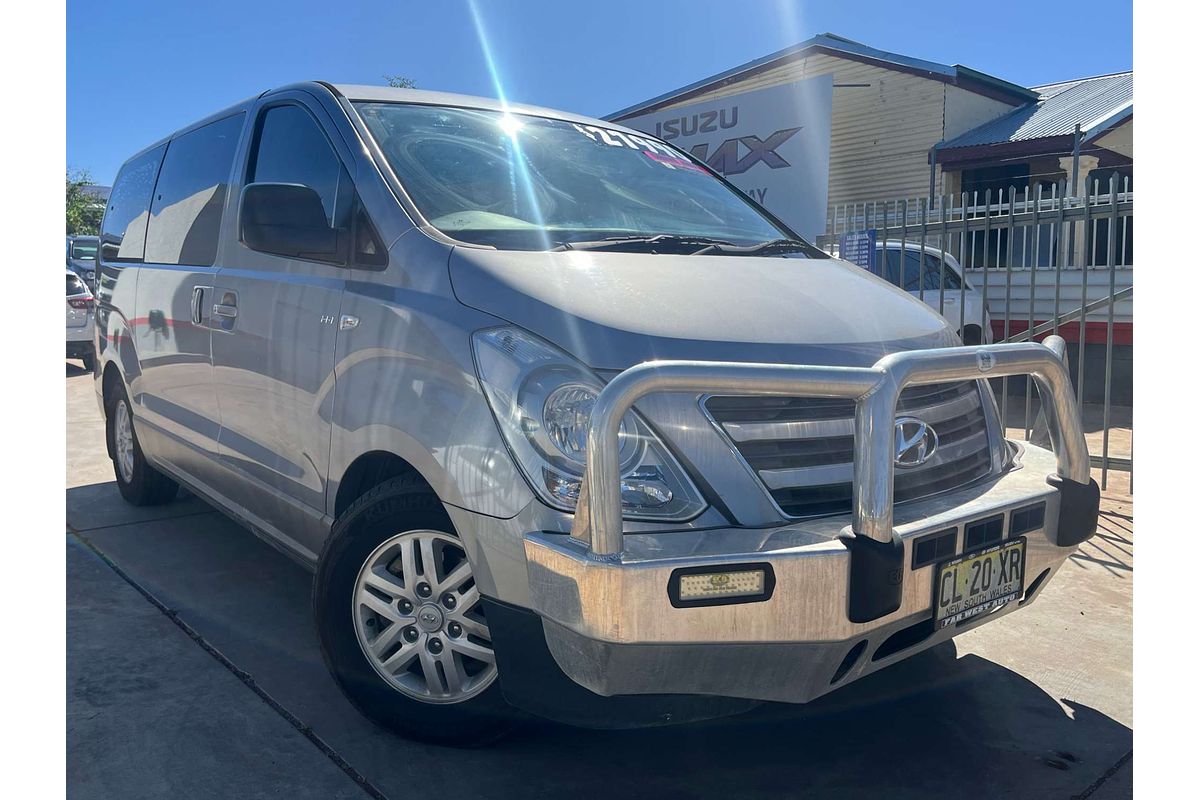 2016 Hyundai iMax TQ3-W Series II