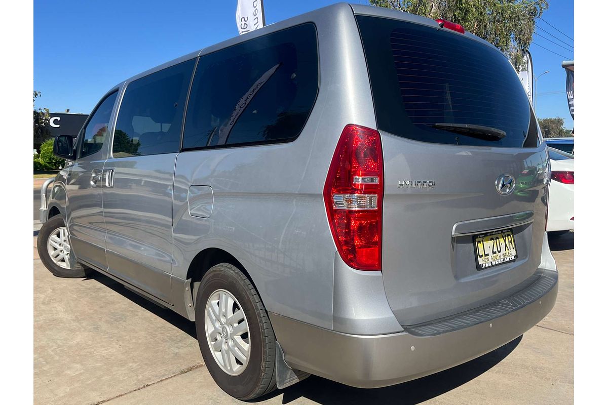 2016 Hyundai iMax TQ3-W Series II