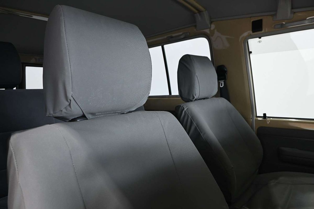 2025 Toyota Landcruiser GXL