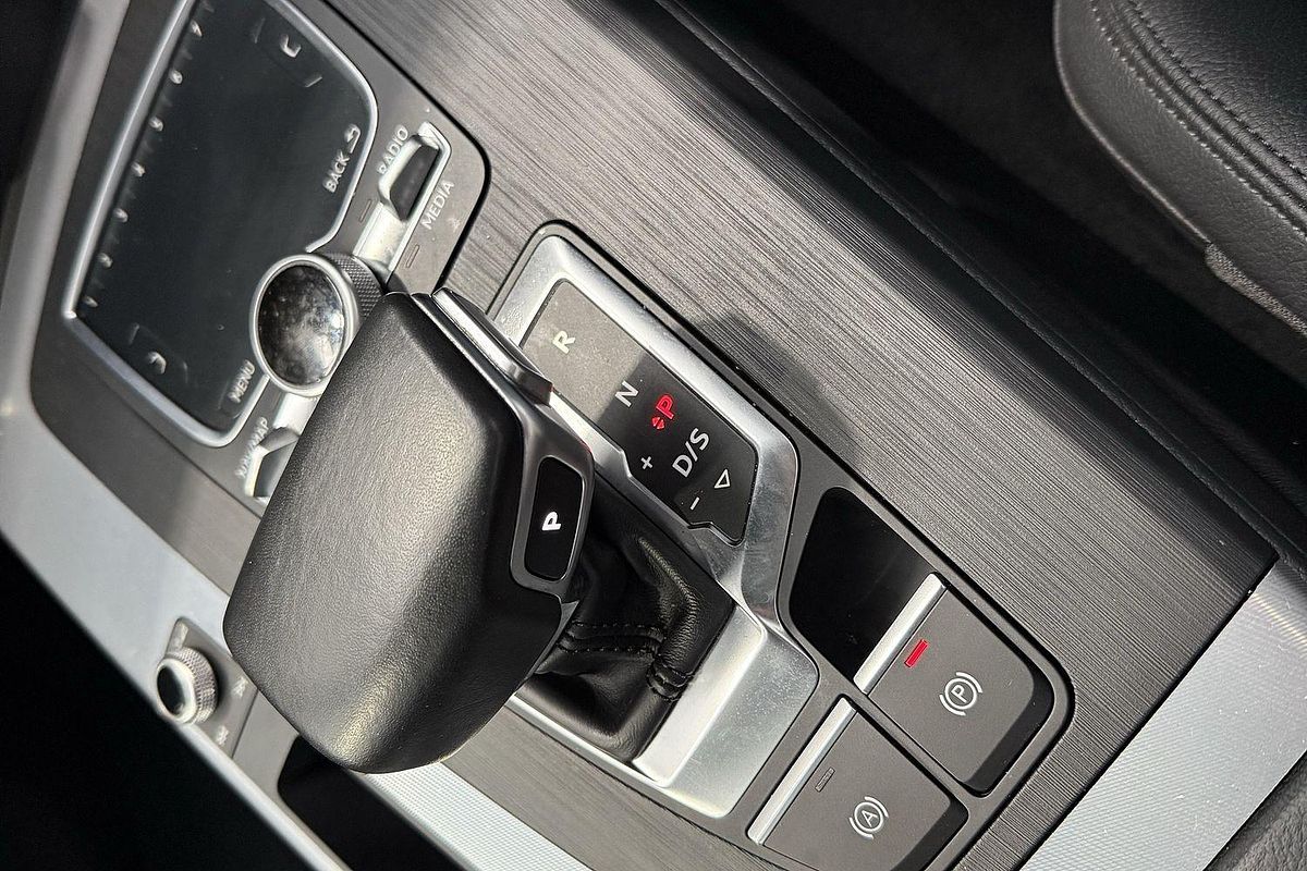 2019 Audi Q5 40 TDI sport FY