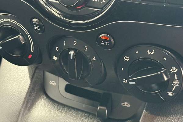 2014 Mazda 2 Neo Sport DE Series 2