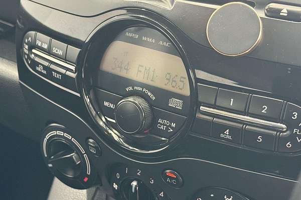 2014 Mazda 2 Neo Sport DE Series 2