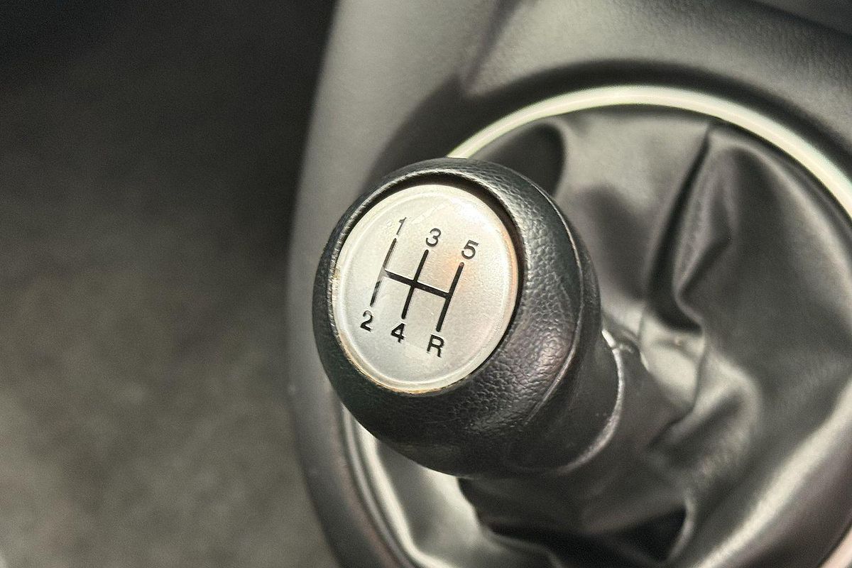 2014 Mazda 2 Neo Sport DE Series 2