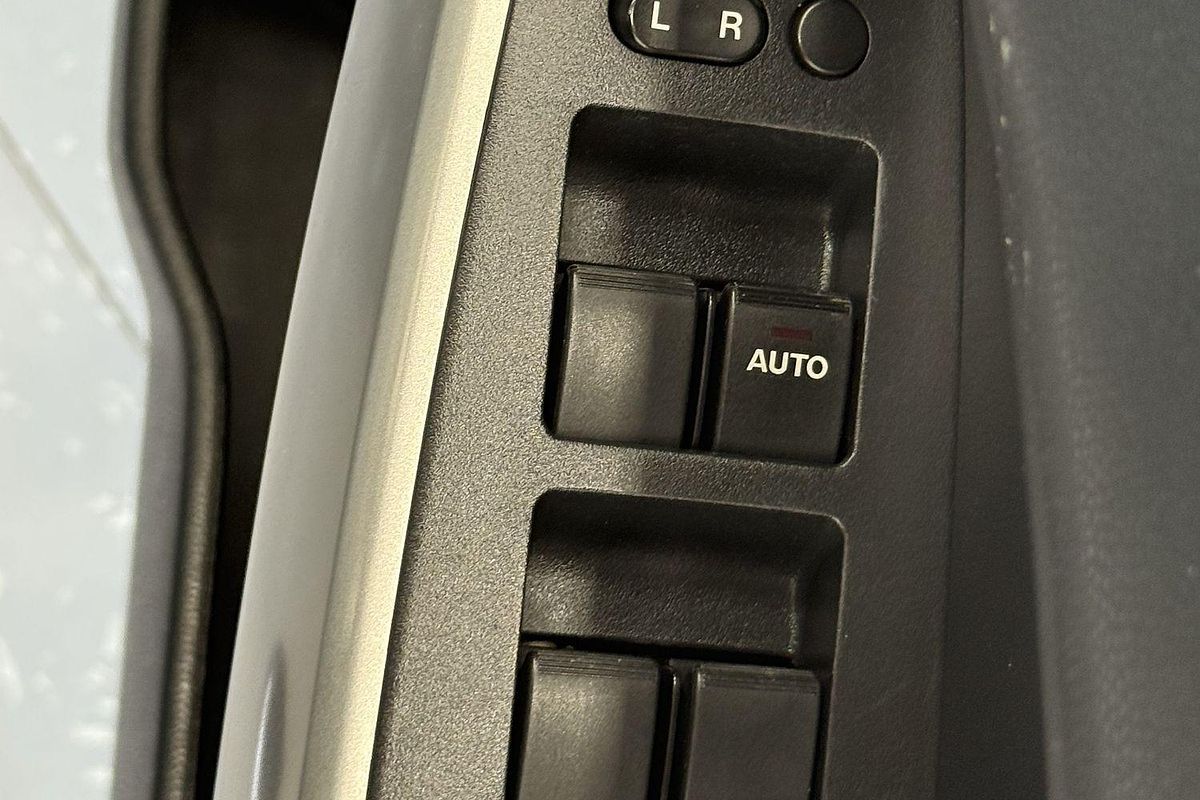 2014 Mazda 2 Neo Sport DE Series 2