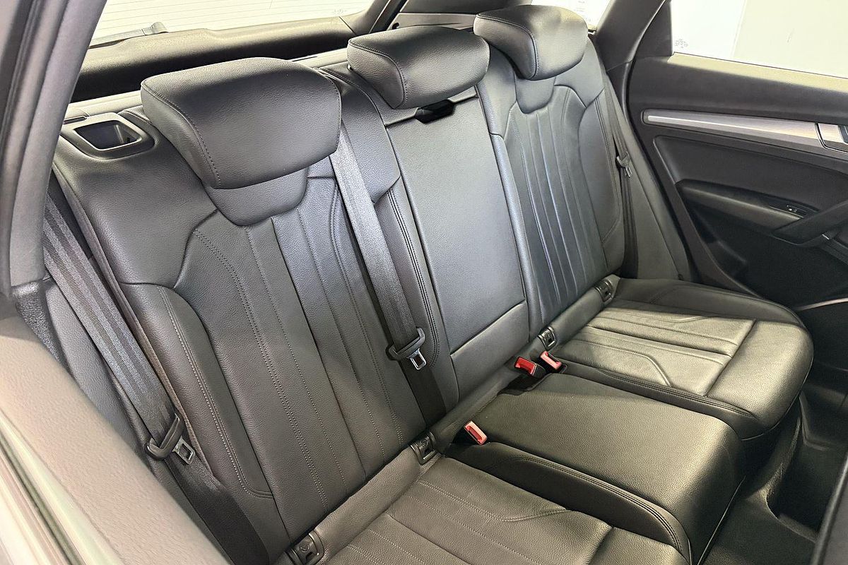 2019 Audi Q5 40 TDI sport FY