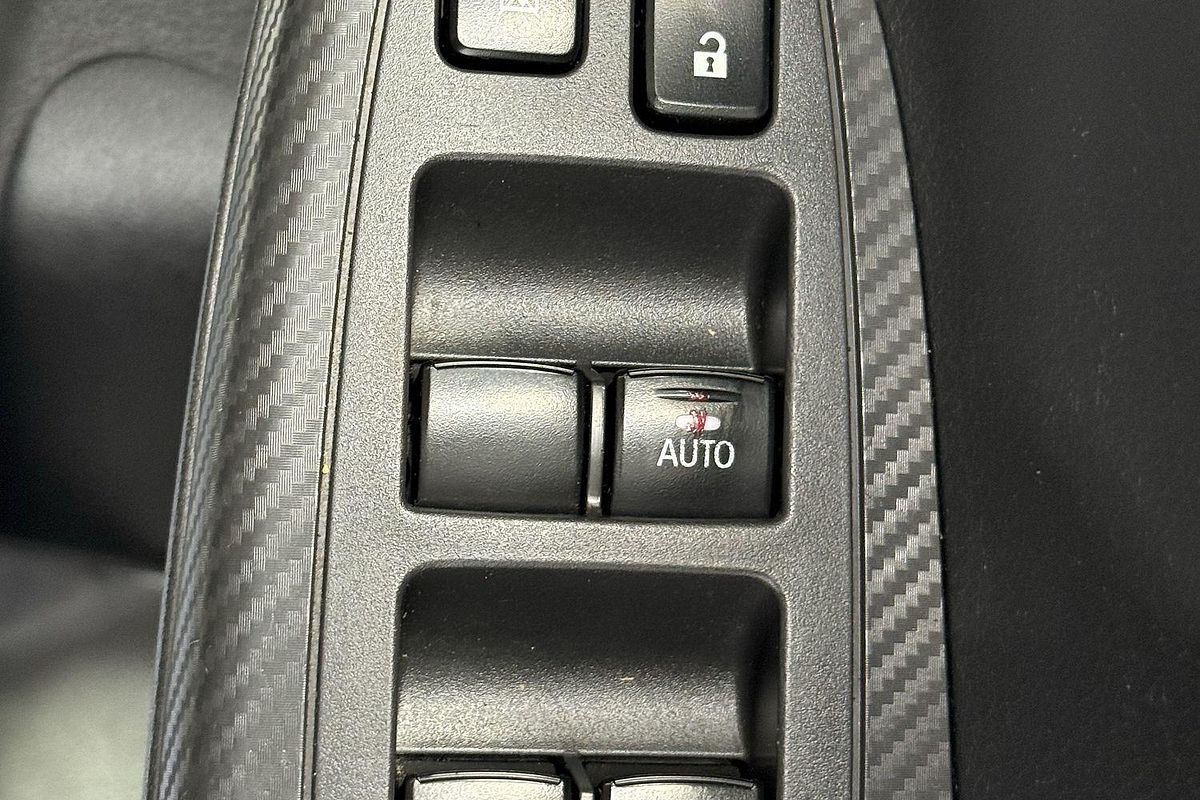 2018 Mitsubishi Eclipse Cross LS YA