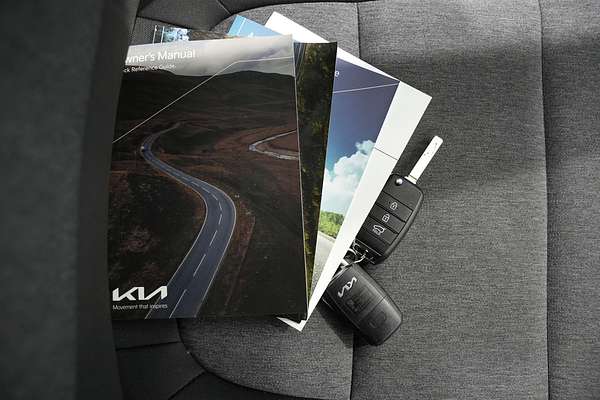 2022 Kia Stonic S YB