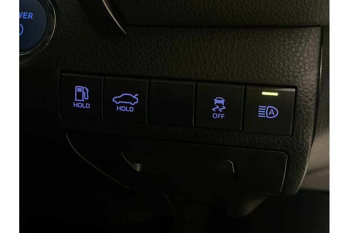 2020 Toyota Camry Ascent