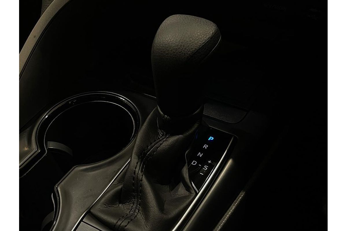 2020 Toyota Camry Ascent