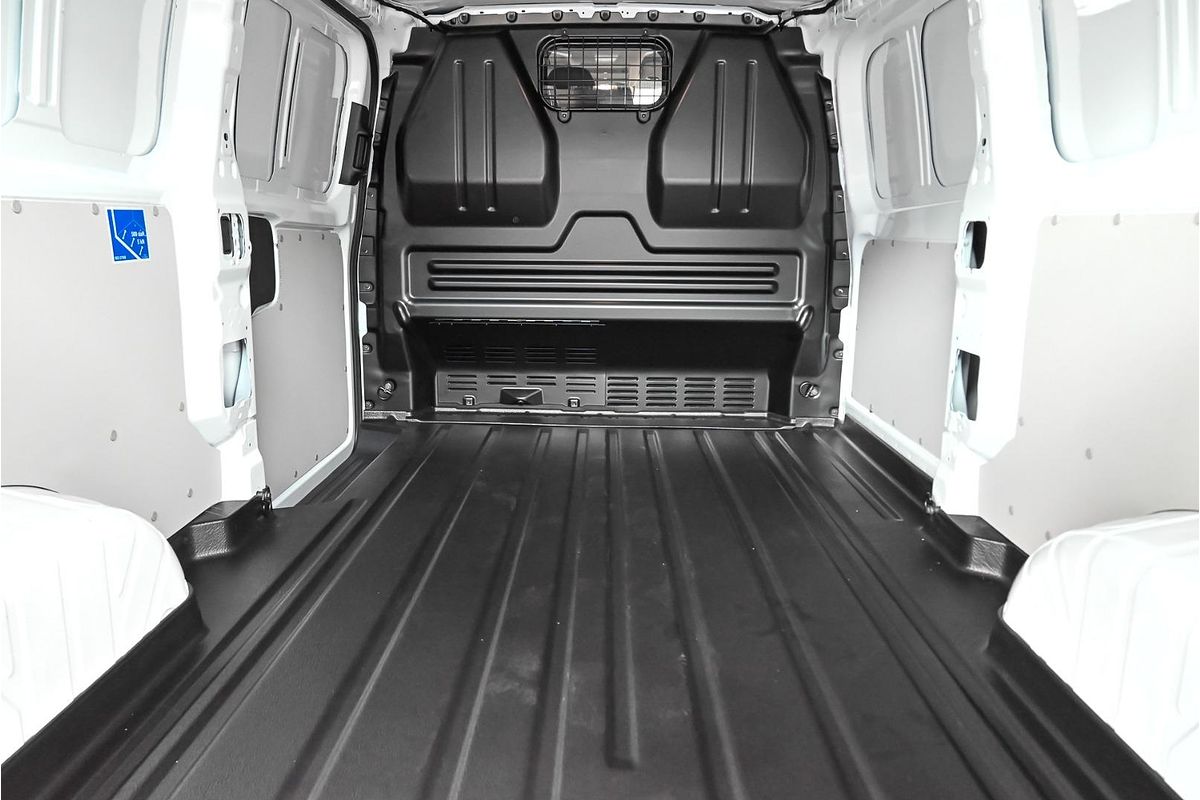 2025 Volkswagen Transporter TDI 125kW NSN LWB Low Roof