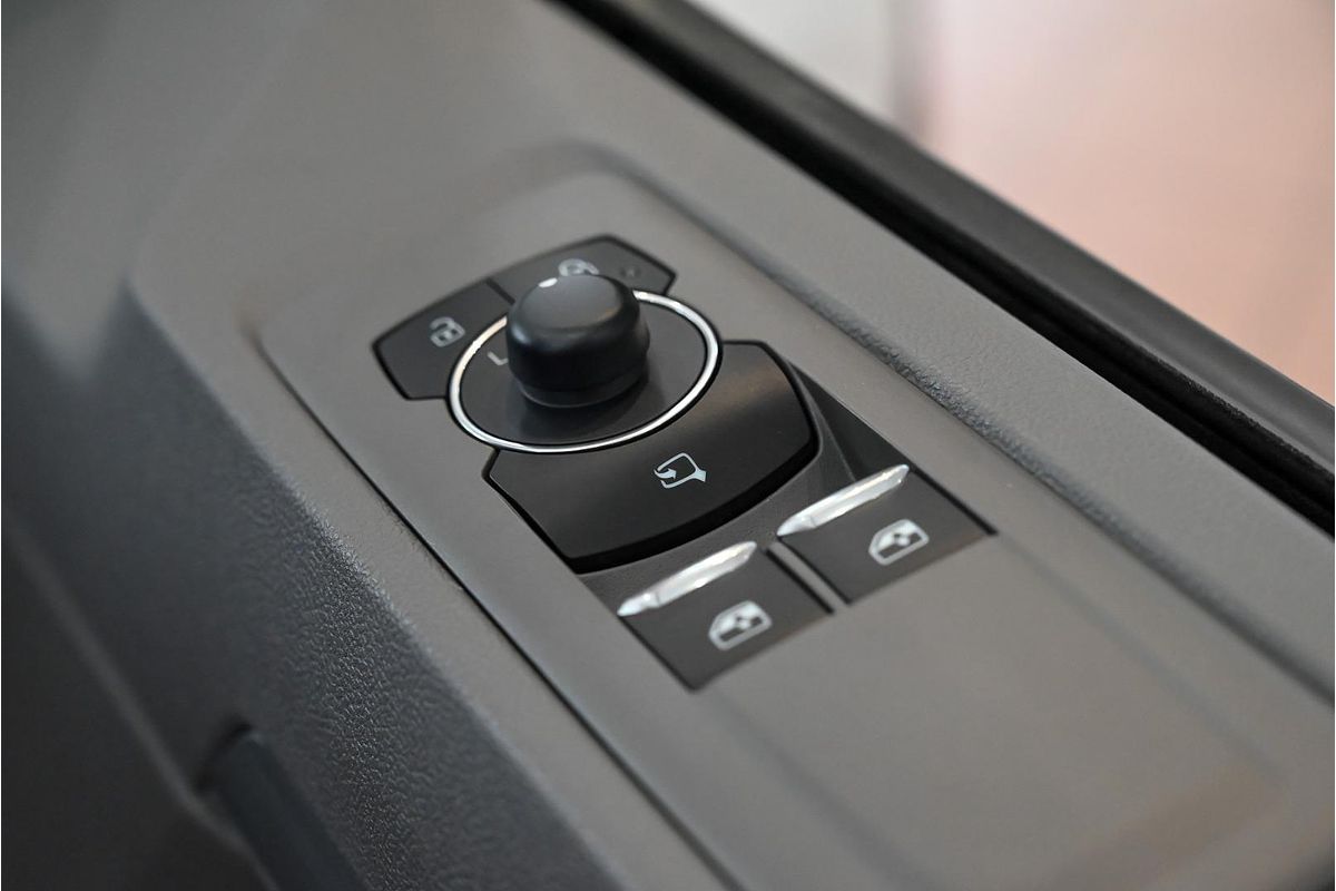 2025 Volkswagen Transporter TDI 125kW NSN LWB Low Roof