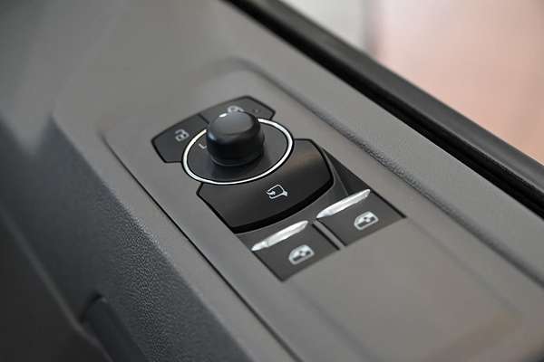 2025 Volkswagen Transporter TDI 125kW NSN LWB Low Roof