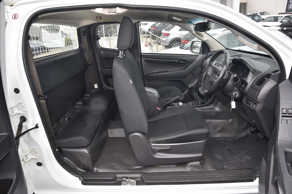 2016 Isuzu D-MAX SX 4X4