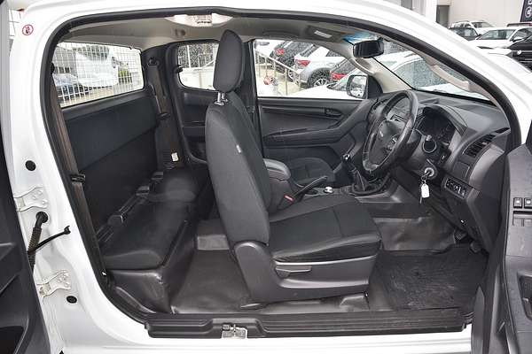 2016 Isuzu D-MAX SX 4X4