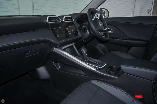 2025 MG ZS Essence ZS32