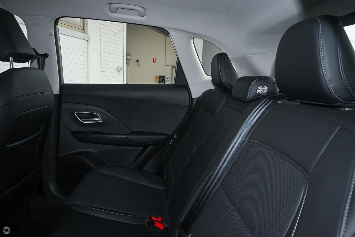 2025 MG ZS Essence ZS32