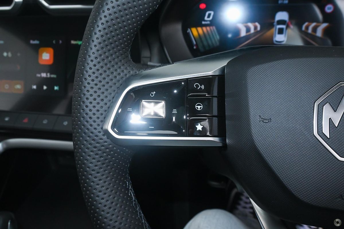 2025 MG ZS Essence ZS32