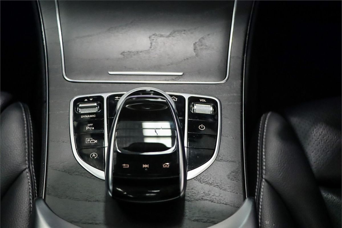 2018 Mercedes-Benz C-Class C200 W205