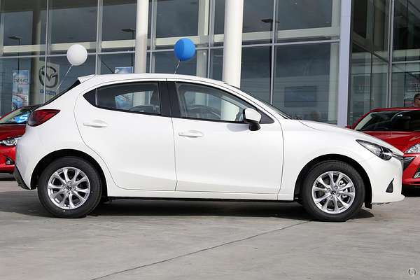 2016 Mazda 2 Maxx DJ Series