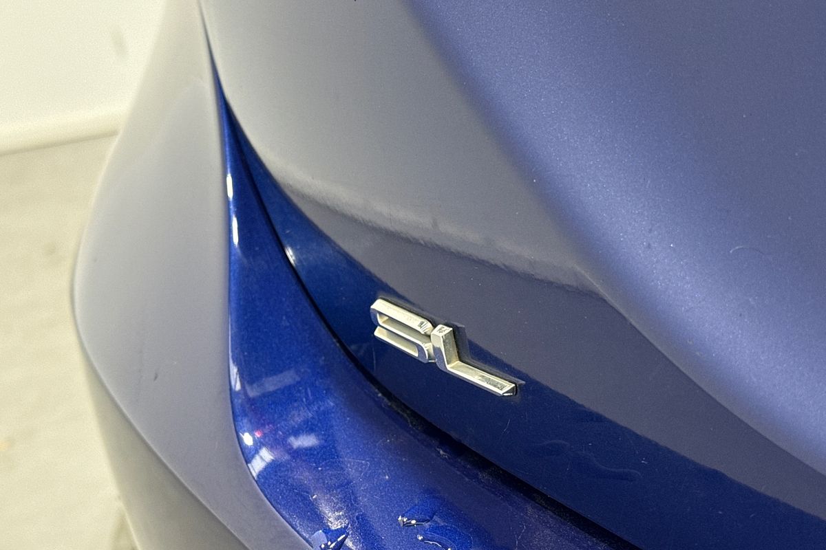 2018 Toyota Camry SL ASV70R