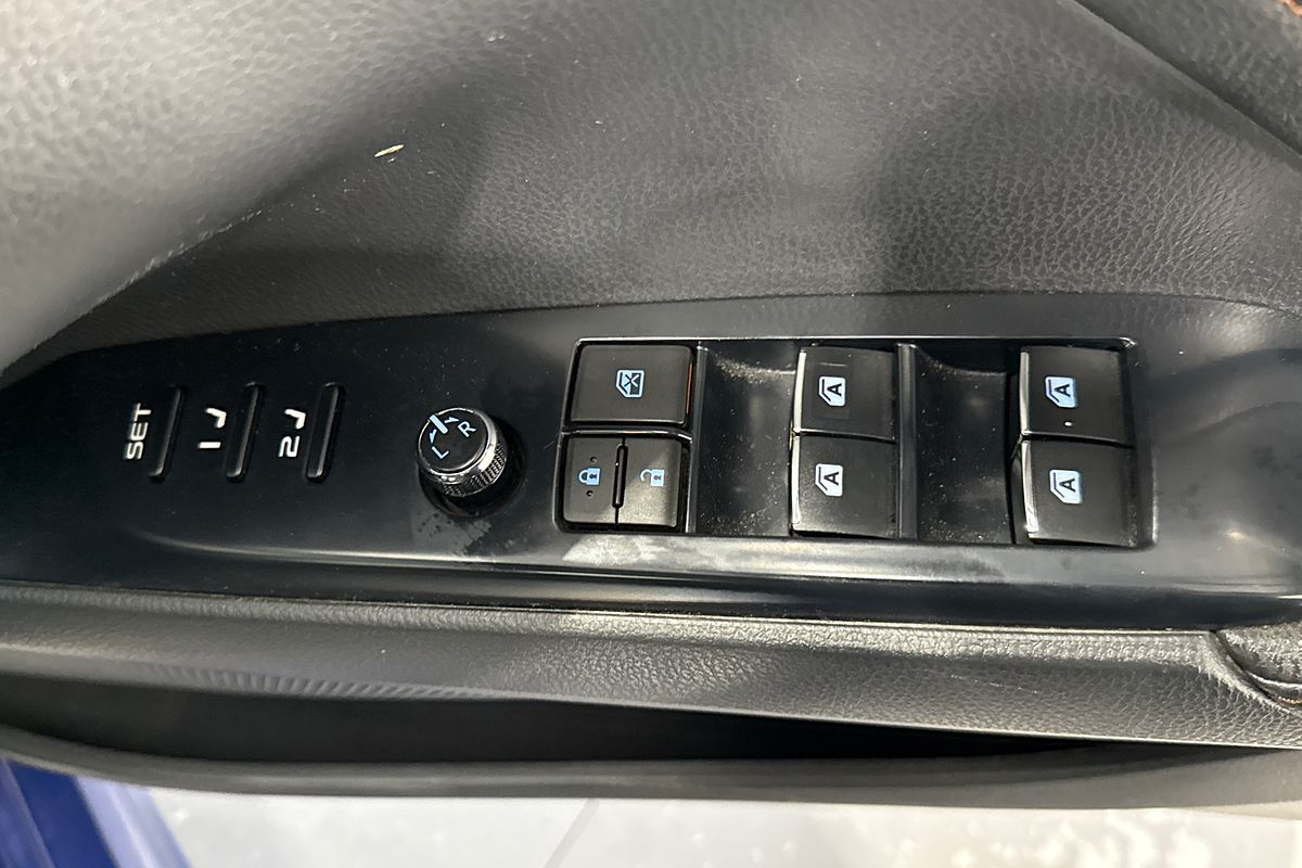 2018 Toyota Camry SL ASV70R