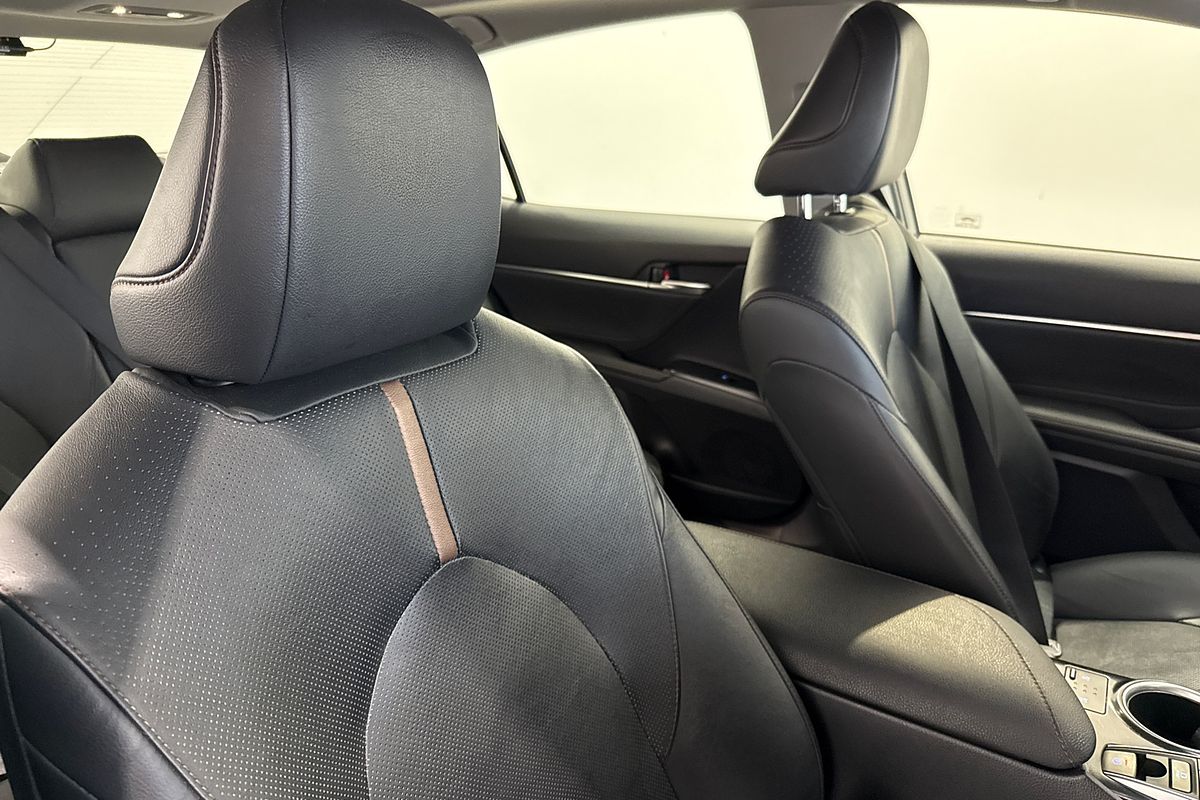 2018 Toyota Camry SL ASV70R