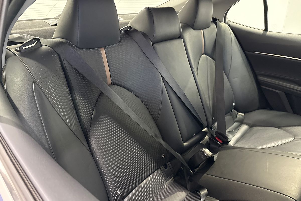 2018 Toyota Camry SL ASV70R