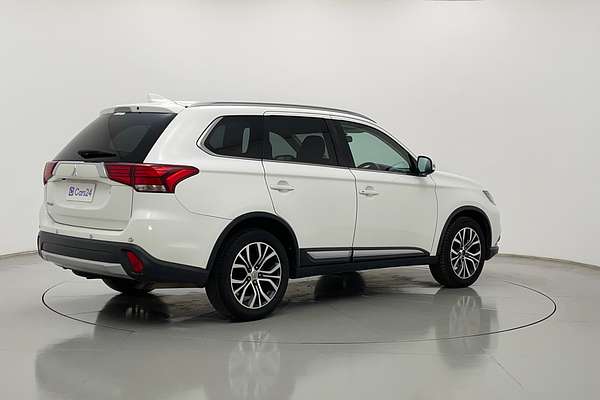 2017 Mitsubishi Outlander LS Safety Pack ZK