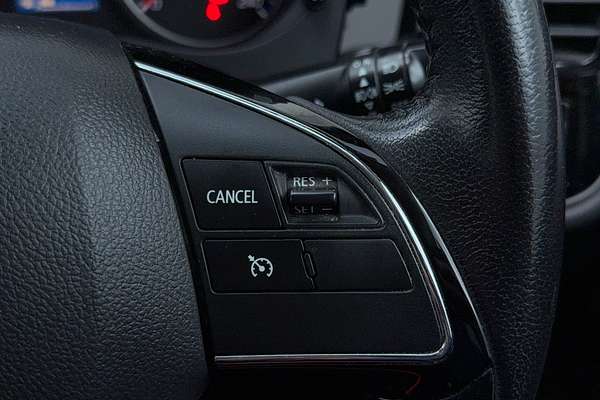 2017 Mitsubishi Outlander LS Safety Pack ZK