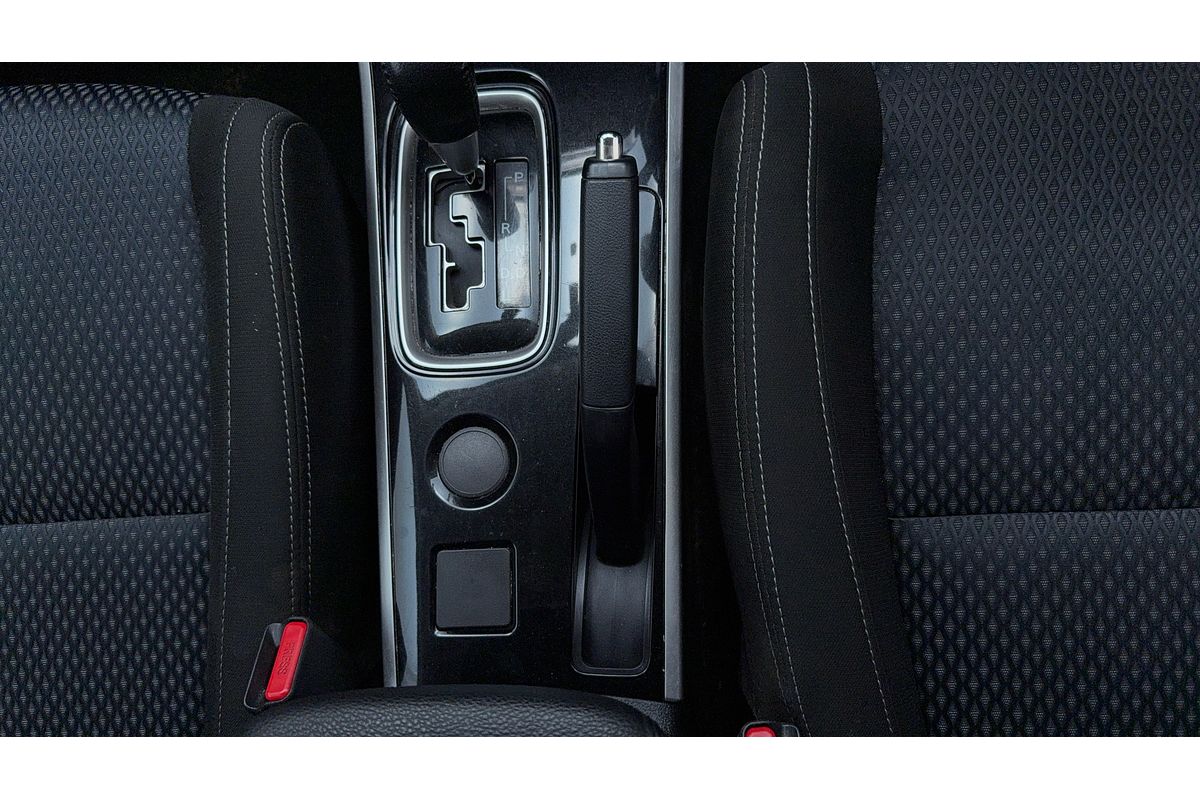 2017 Mitsubishi Outlander LS Safety Pack ZK