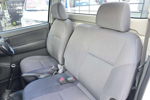 2014 Toyota Hilux SR KUN16R Rear Wheel Drive