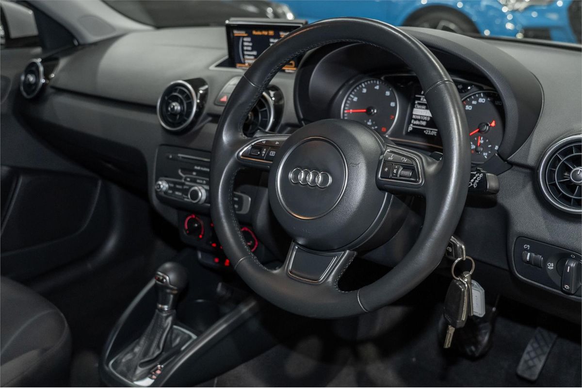 2016 Audi A1 8X