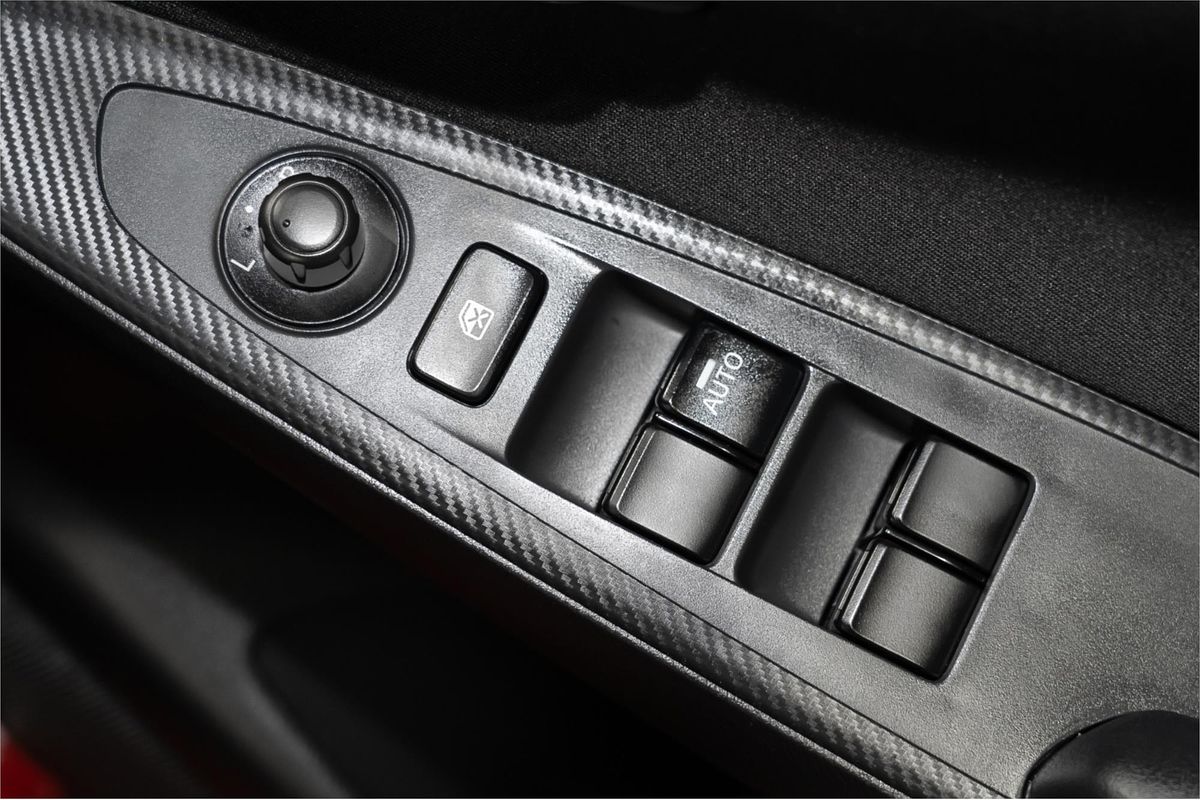 2015 Mazda 2 Genki DJ Series