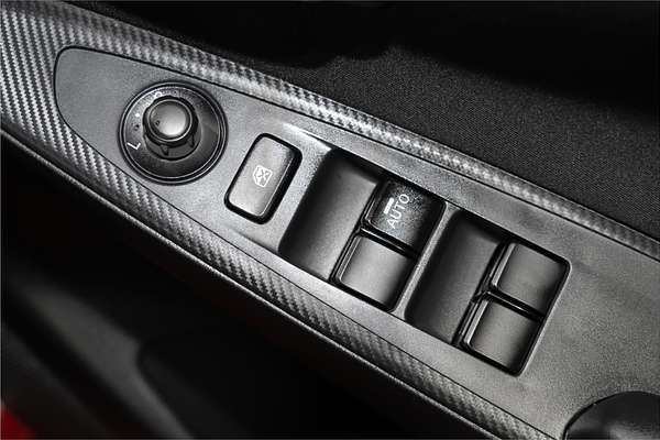 2015 Mazda 2 Genki DJ Series