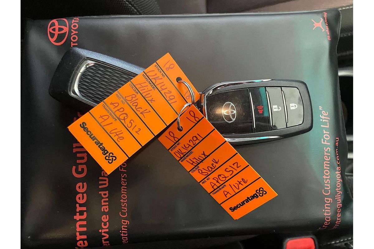 2017 Toyota Hilux SR5 GUN126R 4X4