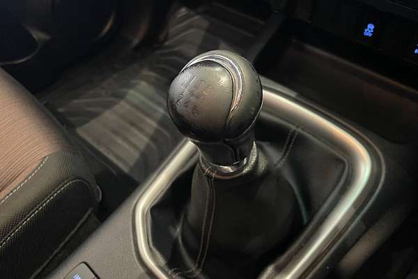 2017 Toyota Hilux SR5 GUN126R 4X4