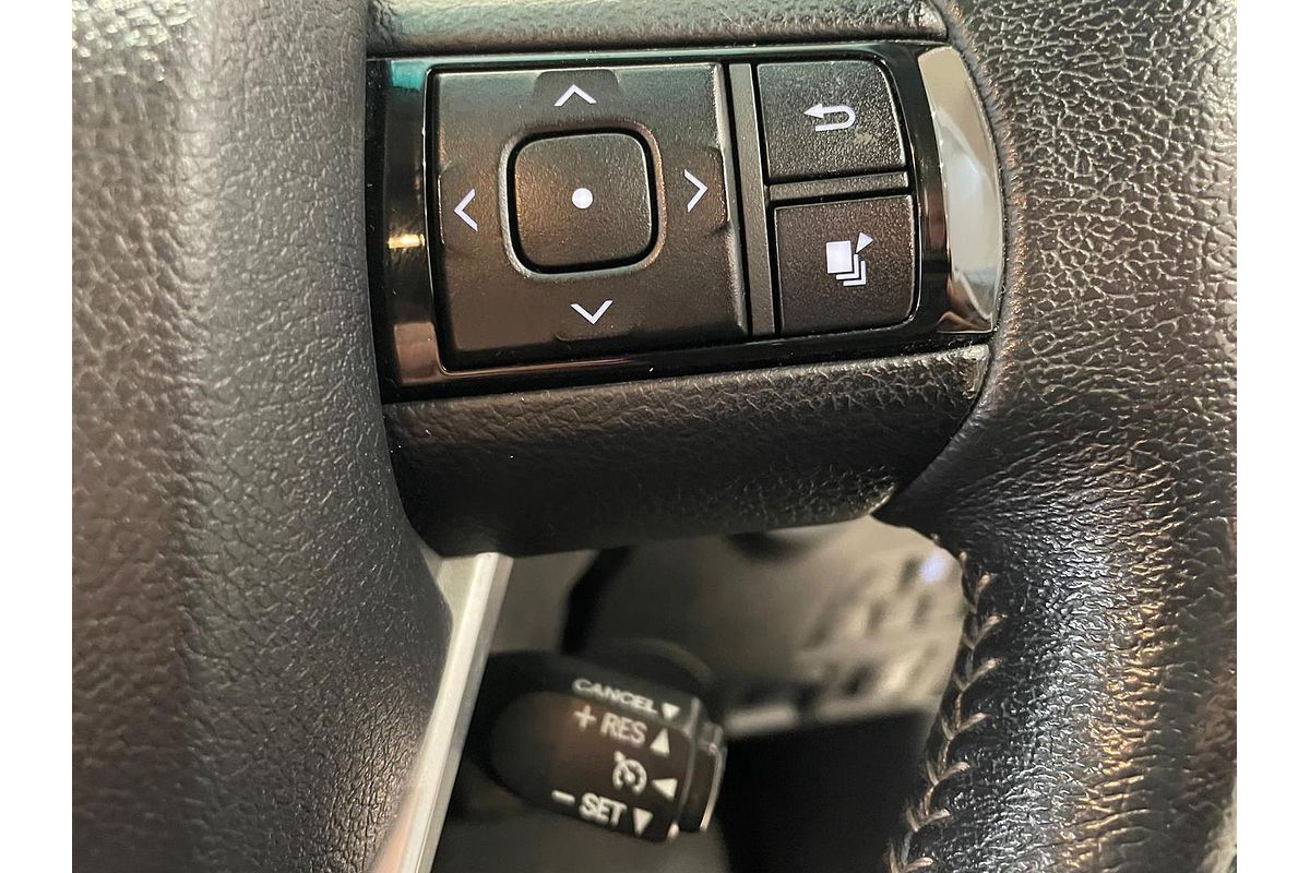 2017 Toyota Hilux SR5 GUN126R 4X4