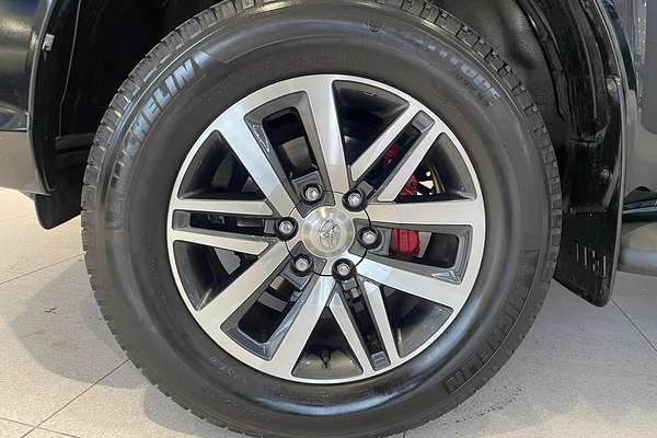 2017 Toyota Hilux SR5 GUN126R 4X4