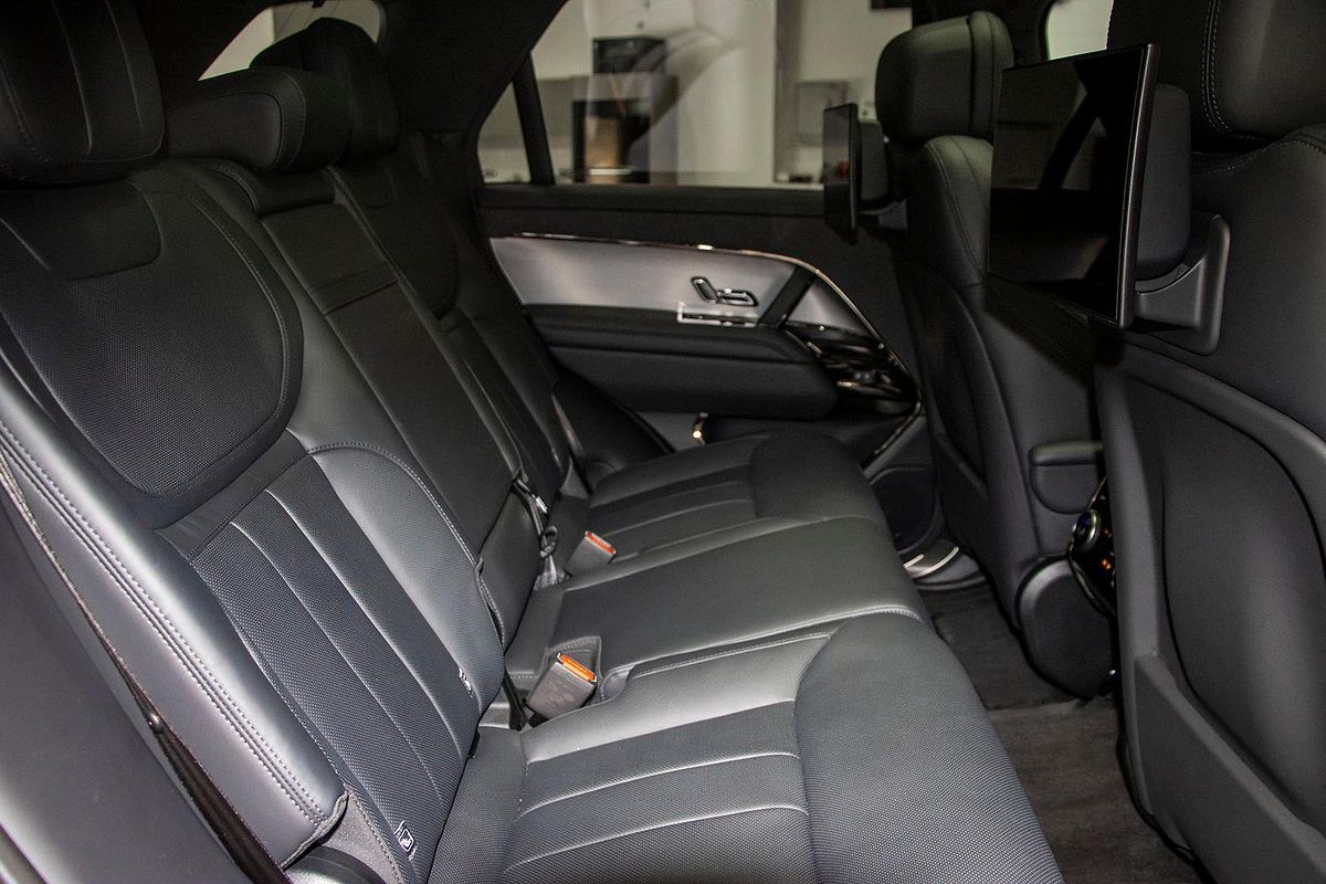 2024 Land Rover Range Rover Sport PHEV P460e Dynamic HSE L461